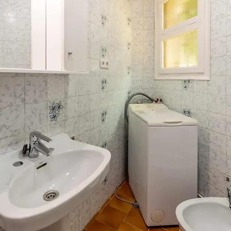Cubells 1 Cerca De La Playa Con Parking Apartment *